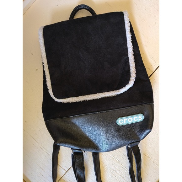 lululemon mini barrel bag quick review of the @lululemon Knit Nylon Mini Barrel Duffle Bag   #lululemon #lululemoncreator #lululemonbag #lululemonreview #lululemonbags  #lululemondufflebag #lululemonminibag #lululemondufflebag